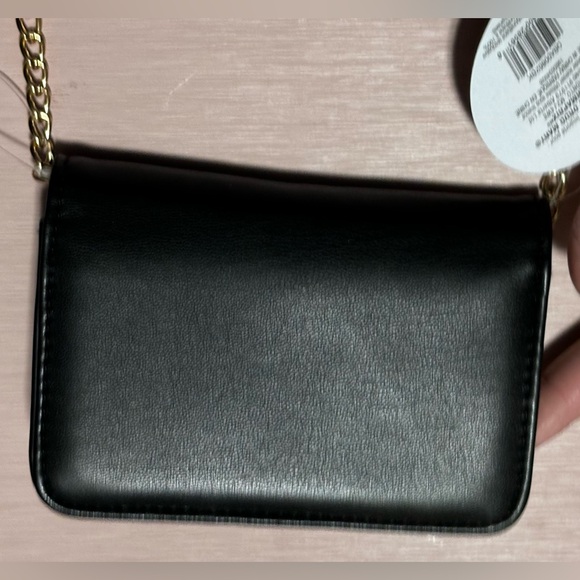 New Black Faux Leather Skull Chain Mini Crossbody Bag with Zippered Pouch - Picture 5 of 5